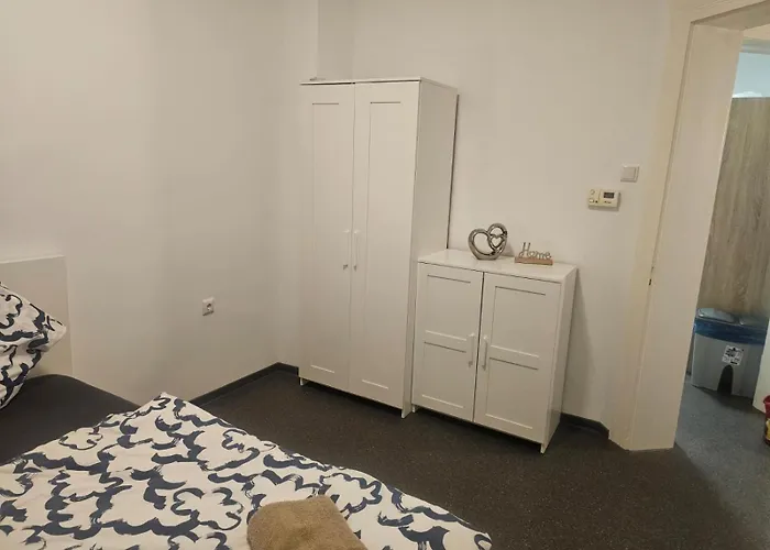 Work And 50qm 2 Betten Kueche Und Badezimmer Lejlighed Eschweiler