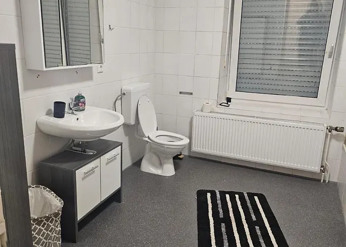 Work And 50qm 2 Betten Kueche Und Badezimmer Eschweiler